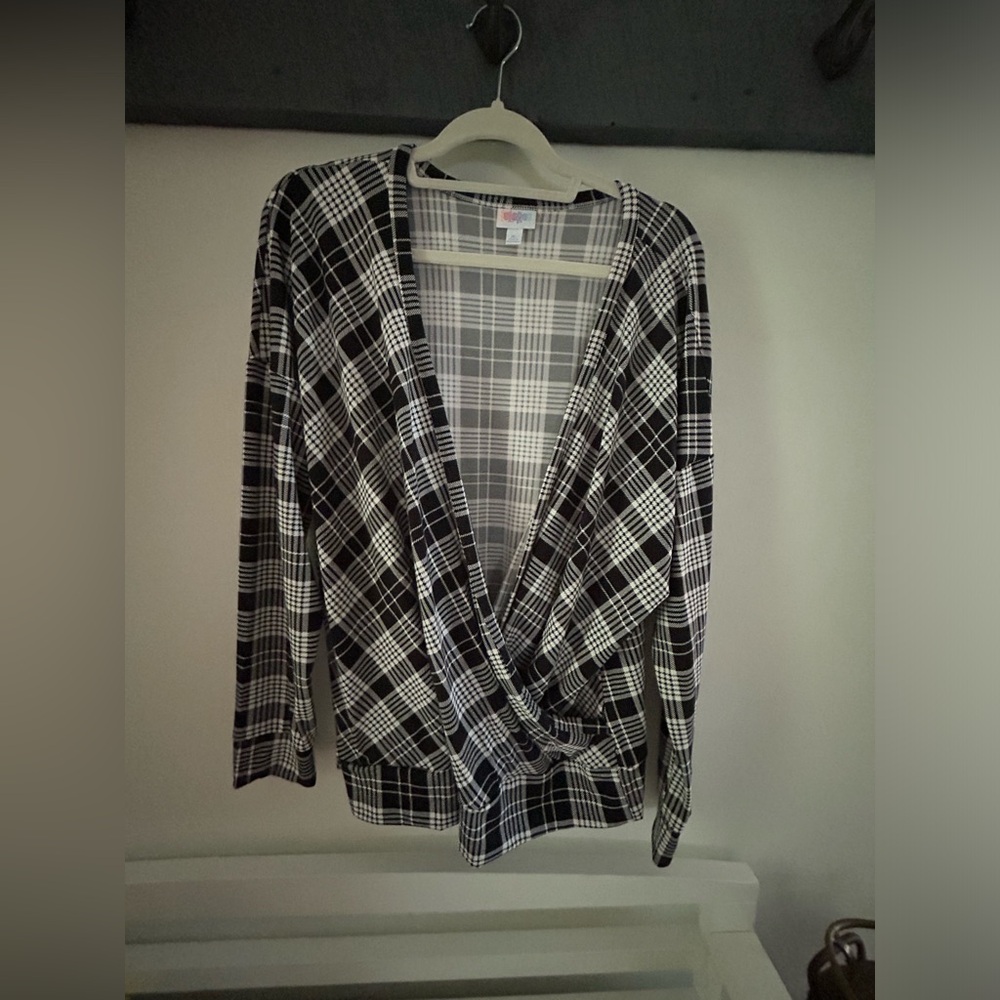 LulaRoe Rebecca Top - Size XL